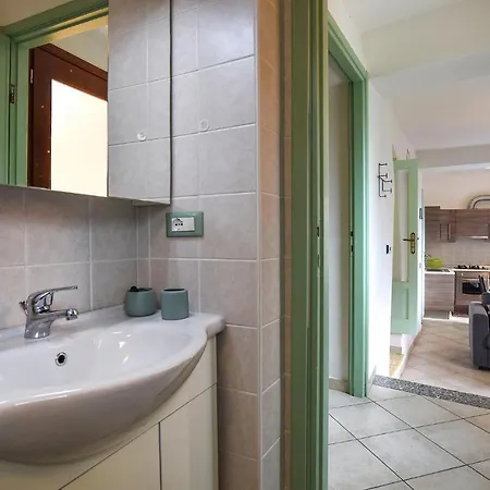 Awesome In With 2 Bedrooms And Wifi Feriehus Chiusavecchia